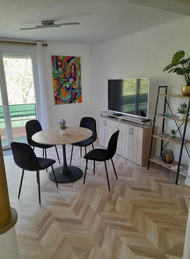Appartement Aux Alyscamps 2, Climatisation, Wifi, Parking Arles Eksteriør billede